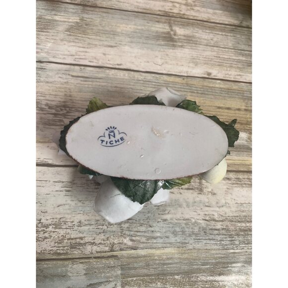 Vintage Capodimonte Tiche Porcelain Flower Figurines Lot of 5 Roses Basket - Picture 11 of 16